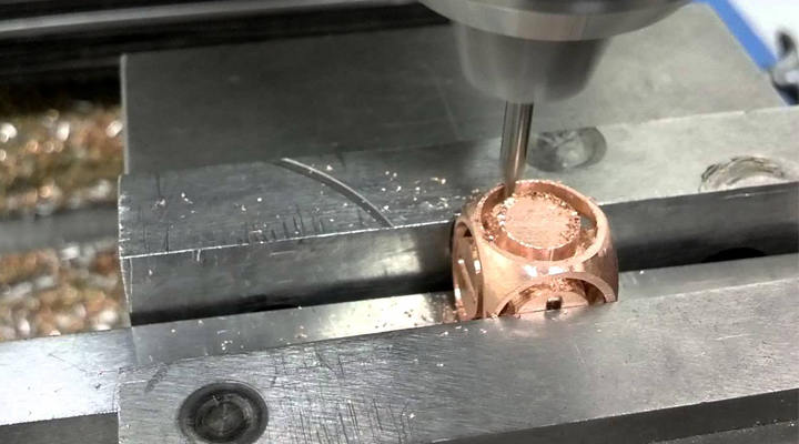 What are the benefits of CNC milling copper